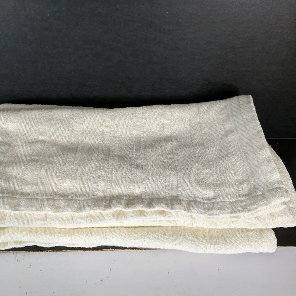 Wamsutta Ivory Cotton Knit Herringbone Blanket Throw Stripe Coverlet 88 x 88 in